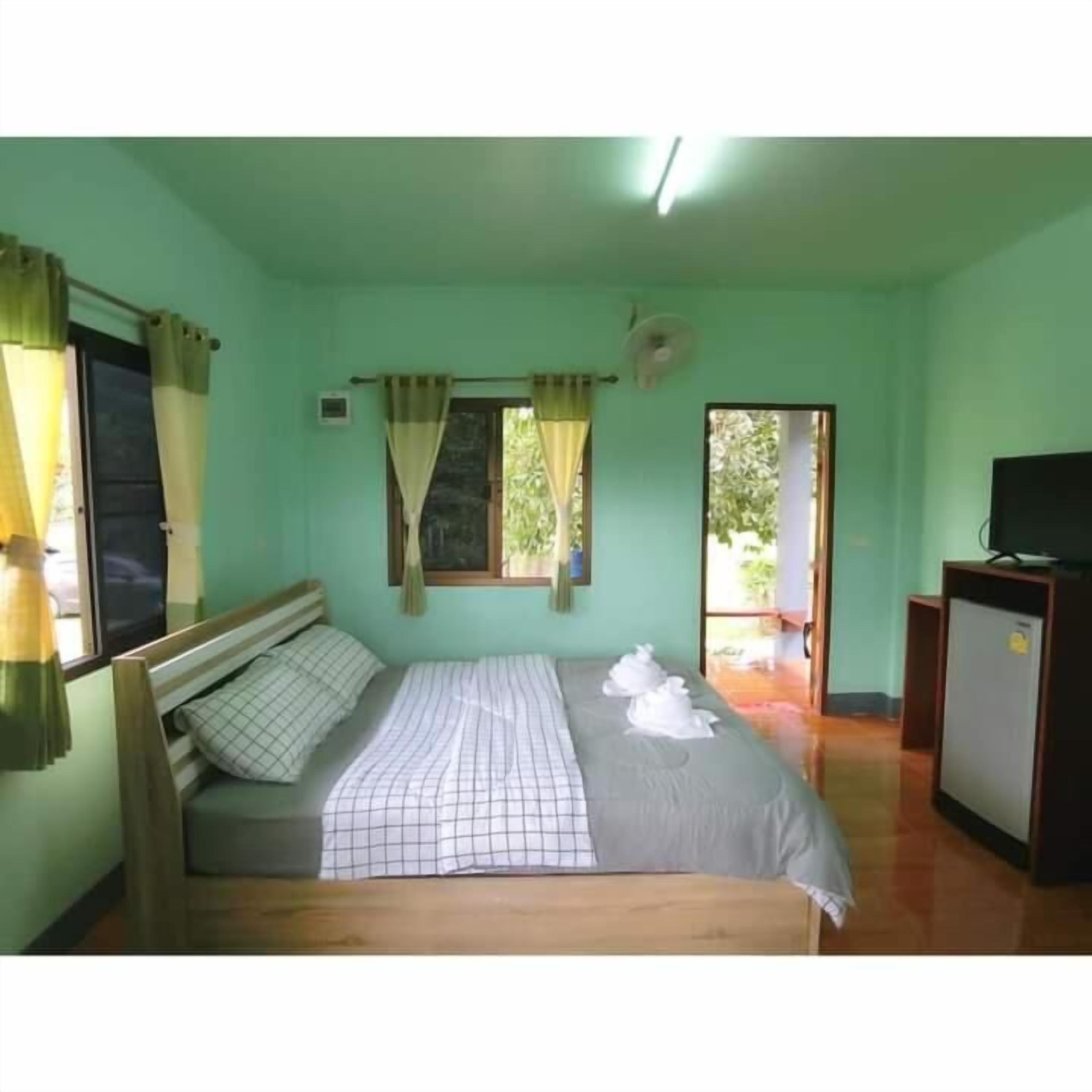 Classic Villa, Balcony, Resort View | Desk, laptop workspace, free WiFi