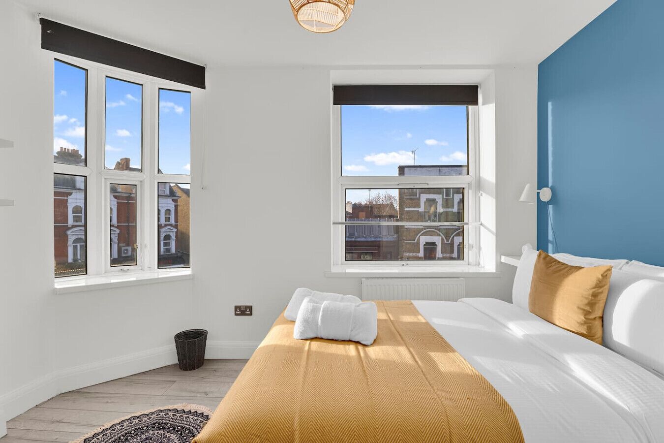 Iron/ironing board, free WiFi, bed sheets