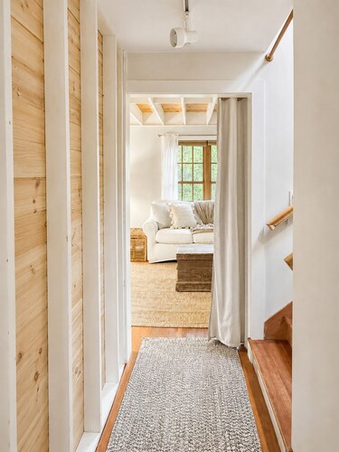 Charming 3-bedroom Cottage with AC in Oak Bluffs - Sleeps 8