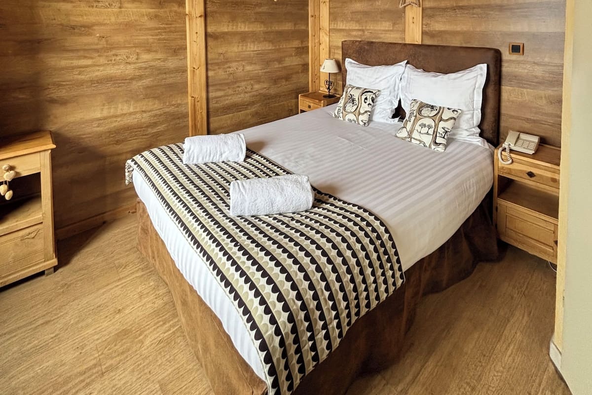 Quadruple Room, Mountain View | WiFi (free)