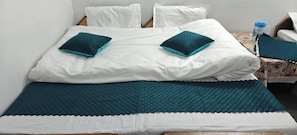 Deluxe Double Room, City View | Desk, free WiFi - DHARALI NATURE. STAY Dharali (Bhatwari)