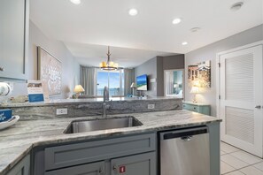 Interior - Lighthouse 1708 by Liquid Life (Gulf Shores)