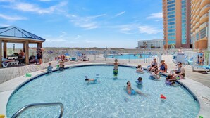 Pool - Sugar Beach 325 by Liquid Life (Orange Beach)
