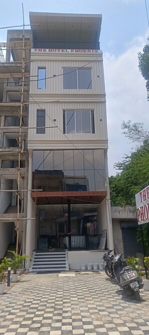 Exterior - The Phoenix Inn (Indore)