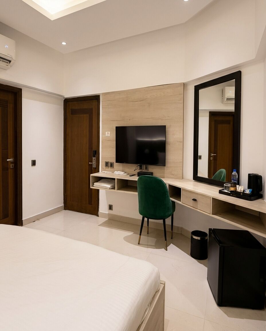 1 chambre, fer et planche à repasser, Wi-Fi, literie fournie