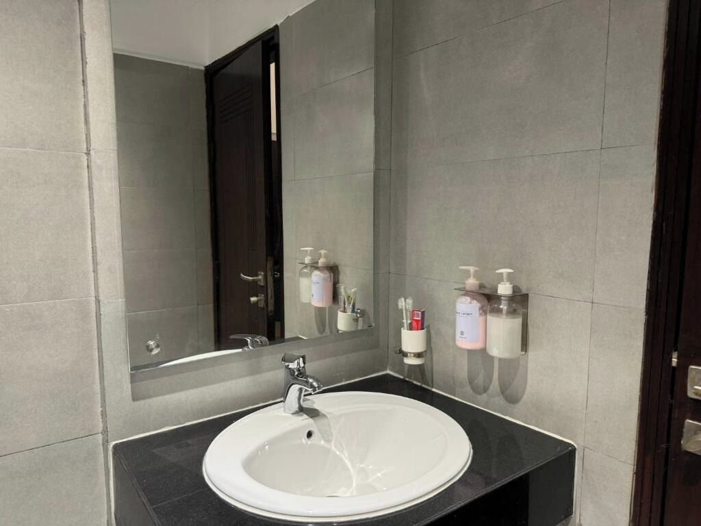 Dusche, Haartrockner, Bidet, Handtücher
