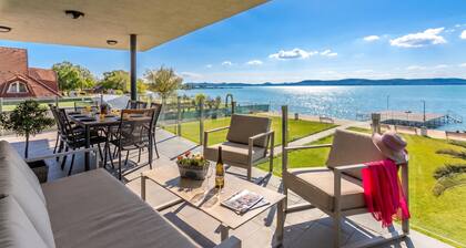 Lelle Marine-hanna Pool Apartment