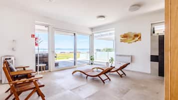 Standard Apartment, 2 Bedrooms, Balcony, Lakeside (Lelle Marine-Hanna Pool Apartment) | Interior