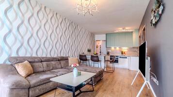 Standard Apartment, 2 Bedrooms, Balcony, Lakeside (Lelle Marine-Hanna Pool Apartment) | Living area