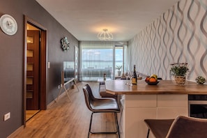 Standard Apartment, 2 Bedrooms, Balcony, Lakeside (Lelle Marine-Hanna Pool Apartment) | Dining - Lelle Marine-hanna Pool Apartment (Balatonlelle)