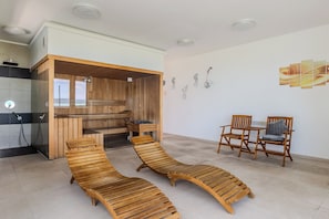 สแตนดาร์ดอพาร์ทเมนท์, 2 ห้องนอน, ระเบียง, ริมทะเลสาบ (Lelle Marine-Hanna Pool Apartment) | สปา
