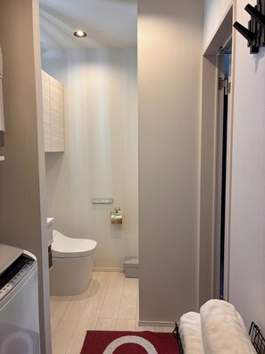 Bathroom - Vrbo Property (浦安市)
