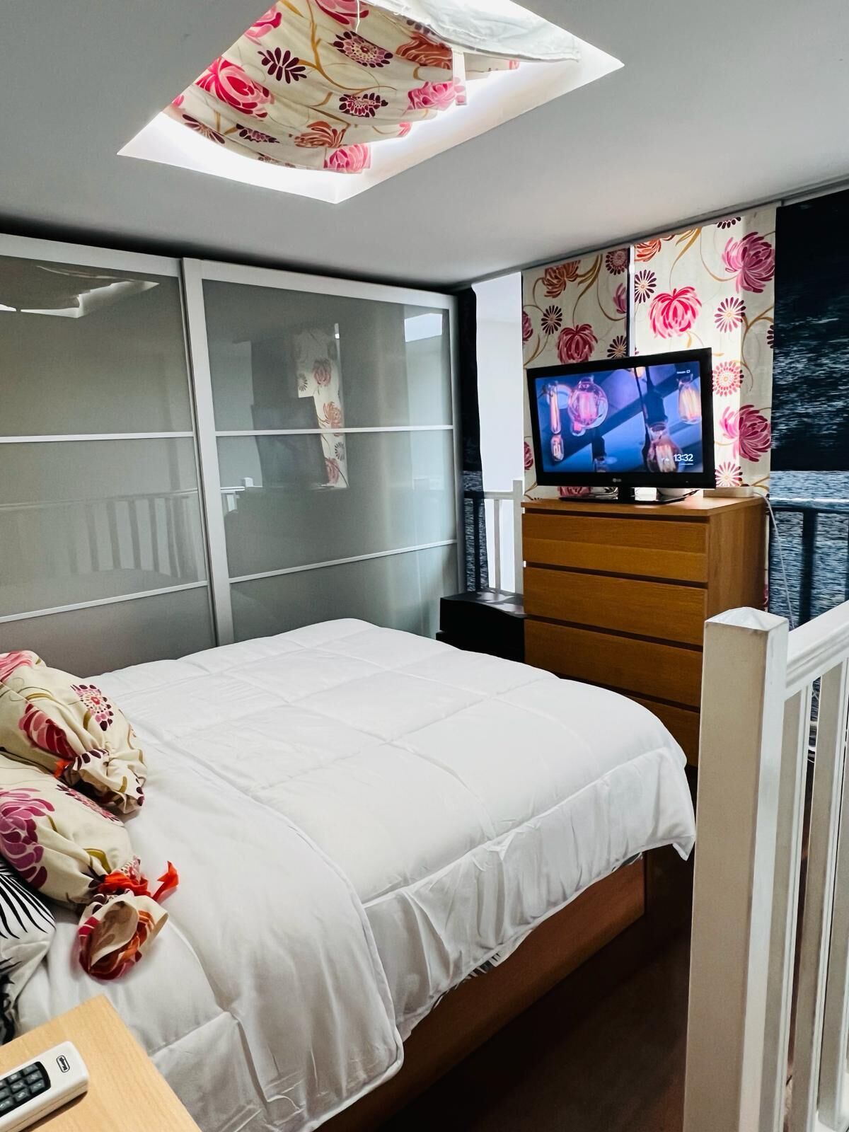1 bedroom, iron/ironing board, Internet, bed sheets