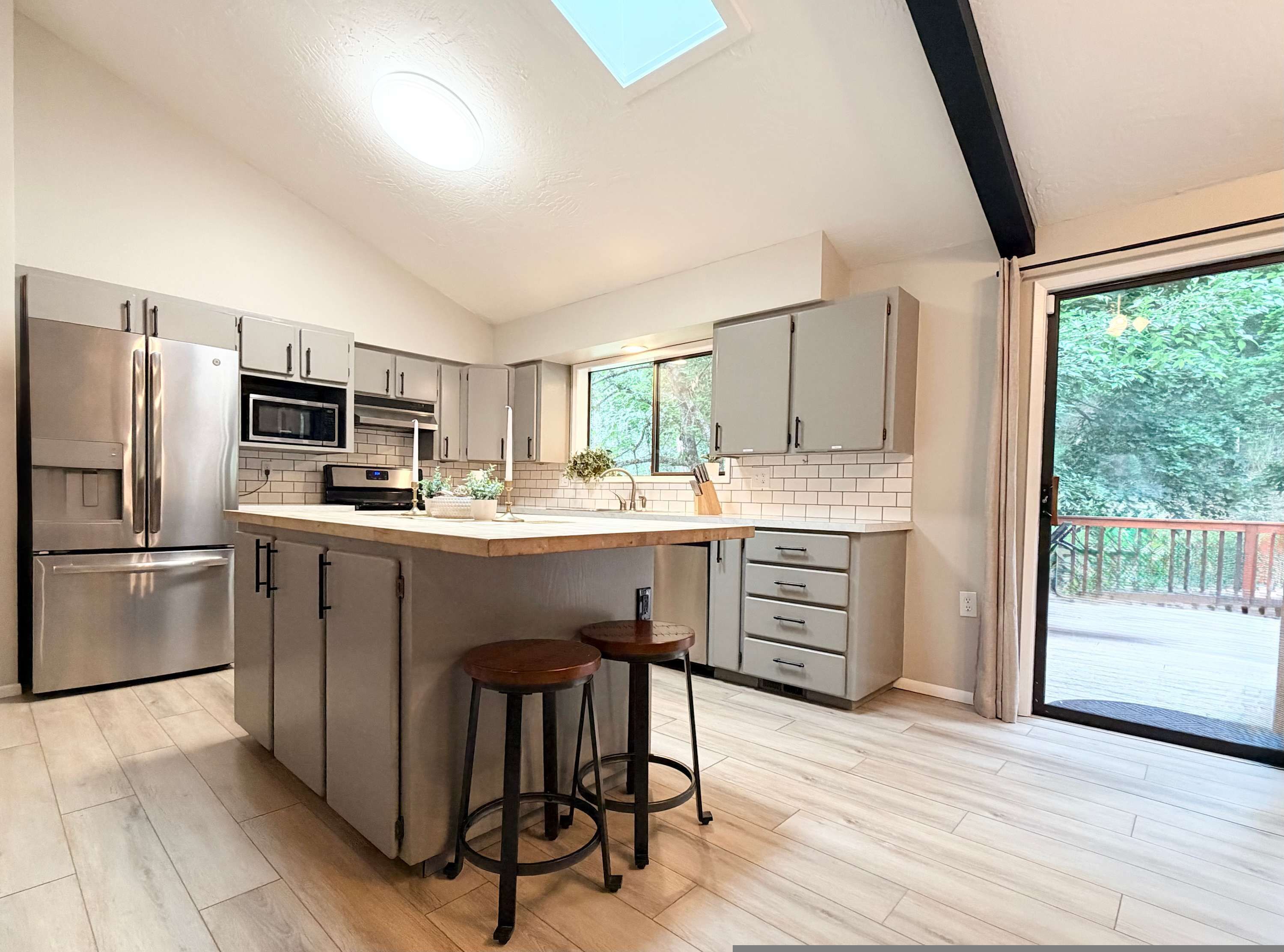 House | 3 bedrooms, high-speed internet