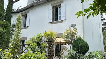 Esterni
