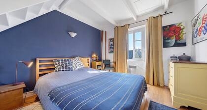Bed and Breakfast 'Chambre D'hôtes Les Hortensias' with Shared Terrace, Shared Garden and Wi-Fi