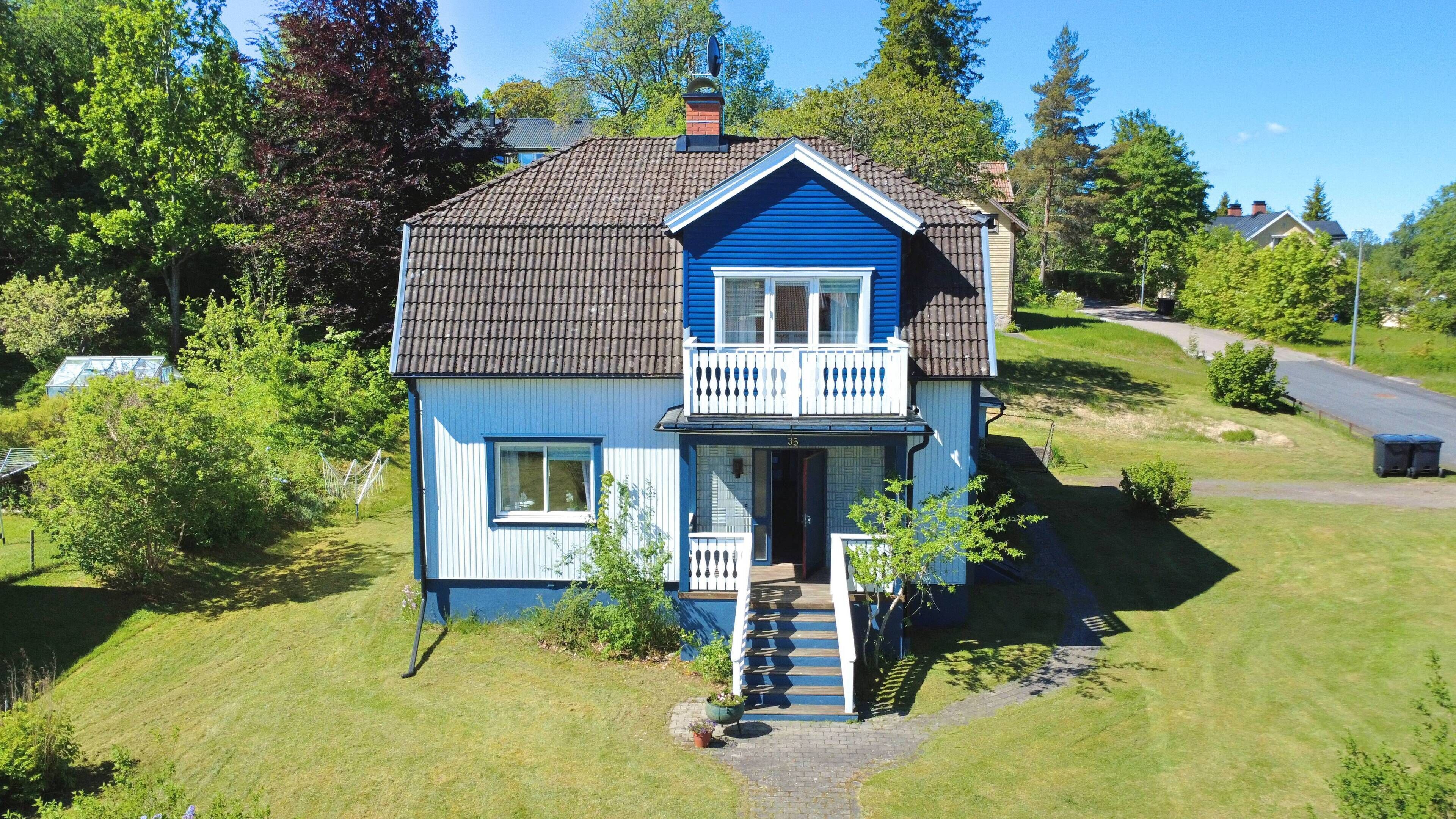 Luftaufnahme von Connys Hus – Ferienhaus nahe Kosta Outlet und Glasriket in Småland