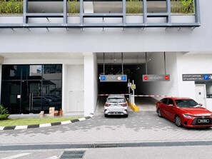 Exterior - Chambers Residence KlCC by purple orcid  (Wilayah Persekutuan)