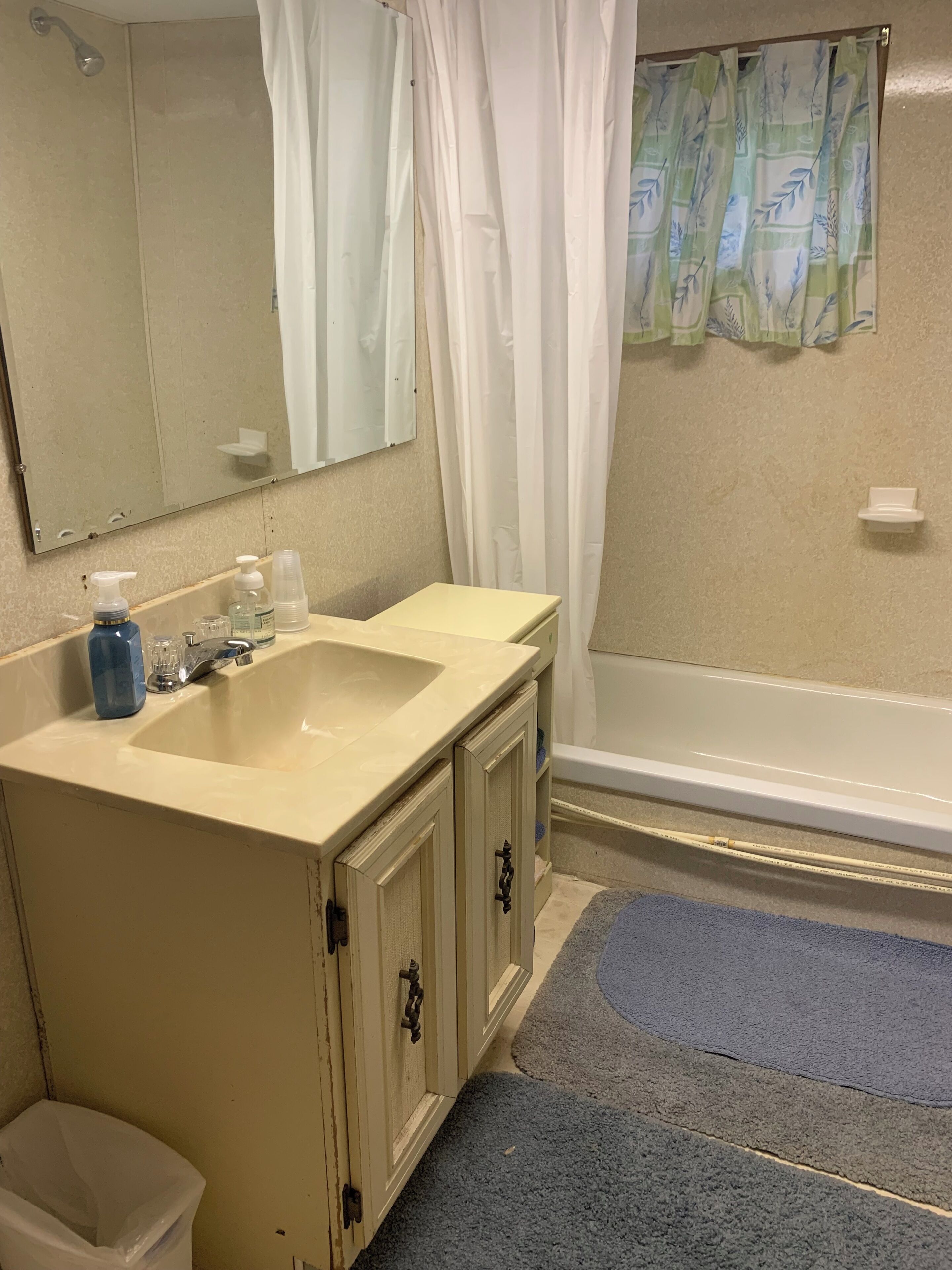 Towels, soap, toilet paper