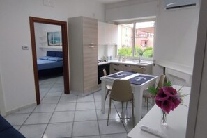 Dining - Vacation Apartments Along the Agropoli Seafront (Agropoli)