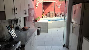 House | 3 bedrooms, Internet