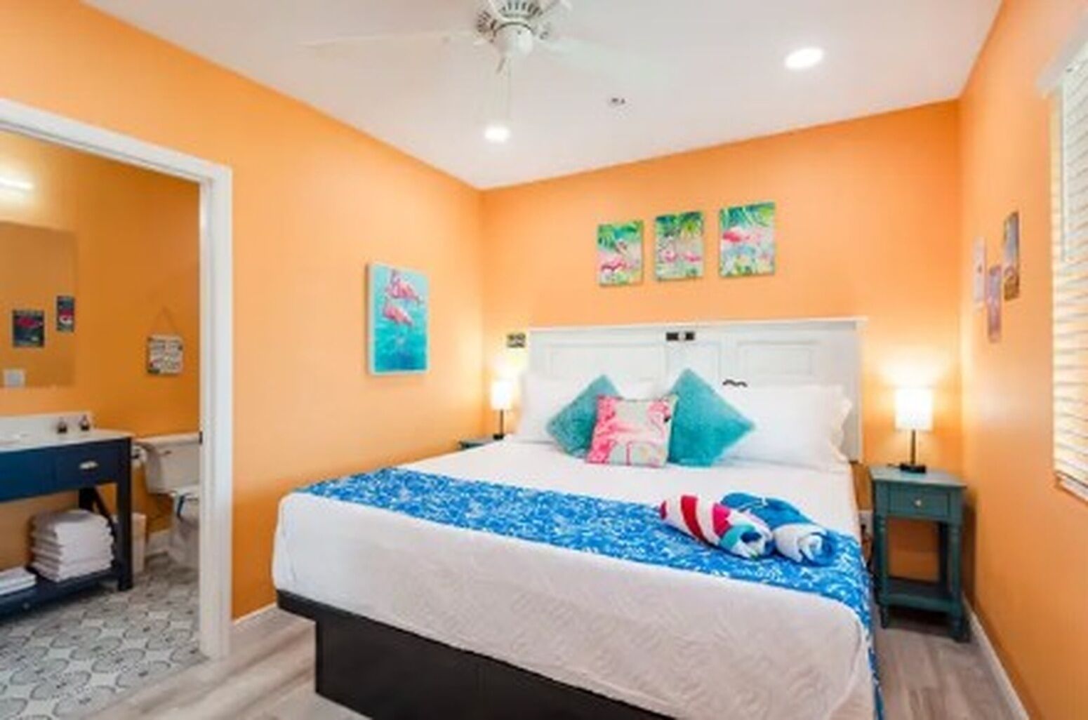 1 quarto, Wi-Fi de cortesia, roupa de cama