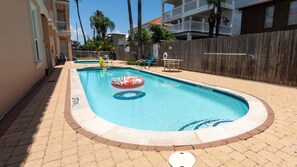 Pool - 2br Pool, 200 Steps To Beach, High Ceilings Spi 2 Bedroom Apts (South Padre Island)