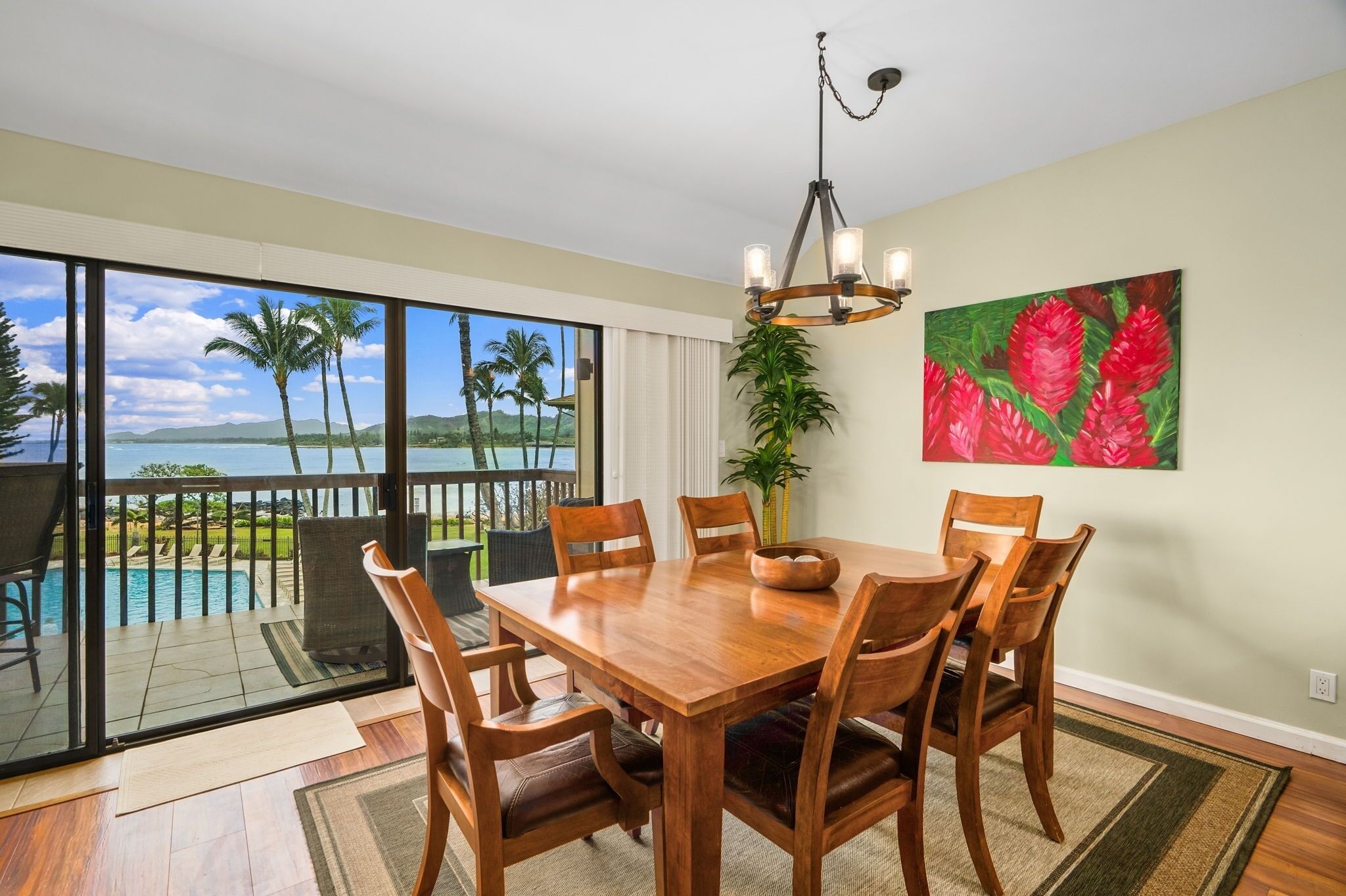 Condo, 2 Bedrooms | Dining