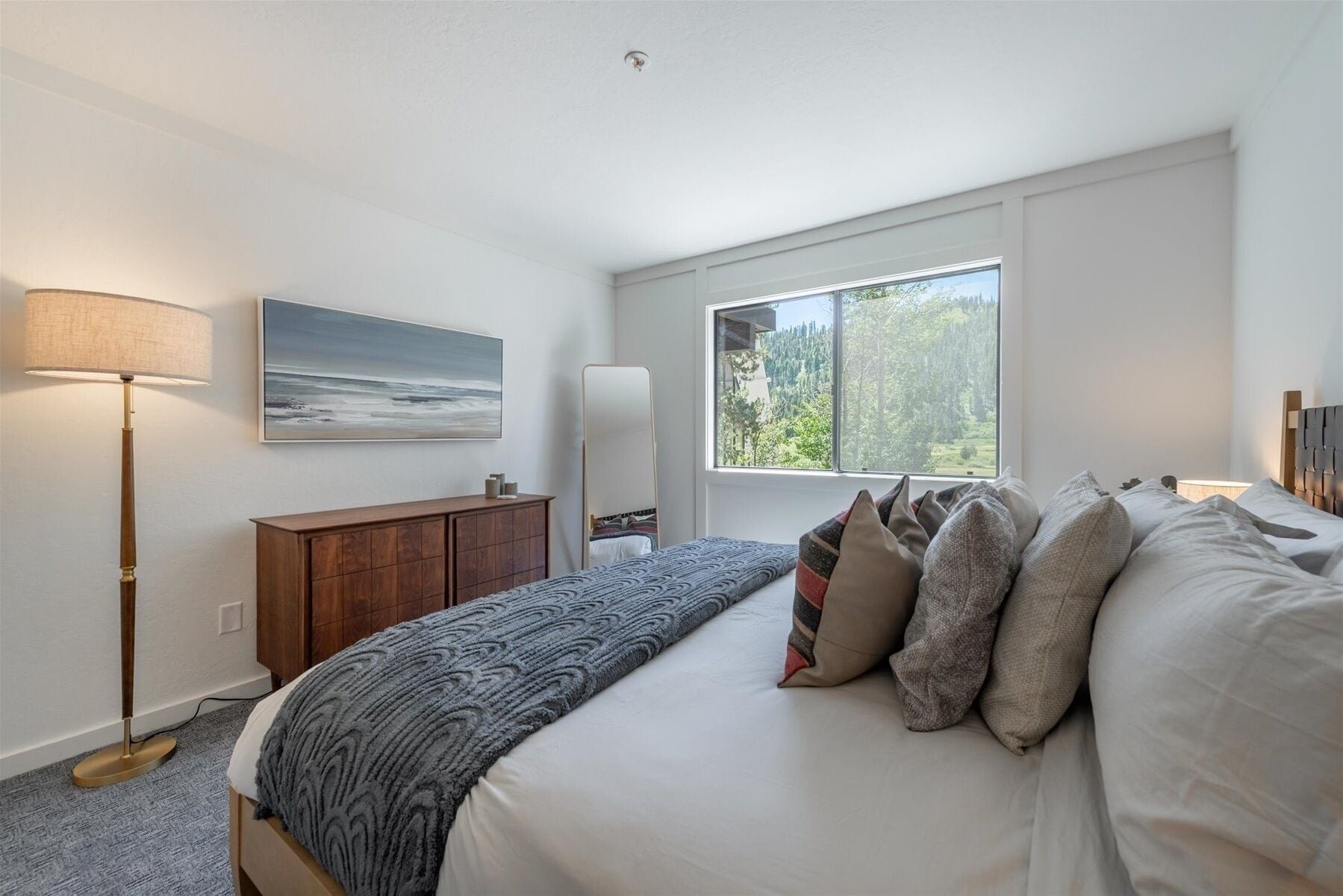 Condo, 2 Bedrooms