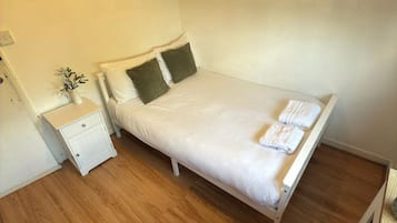 Iron/ironing board, free WiFi