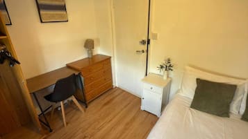 Iron/ironing board, free WiFi