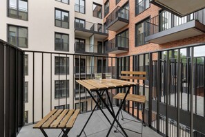 Outdoor dining - Beige Apartment with 2 Balconies | By the River (Szczecin)