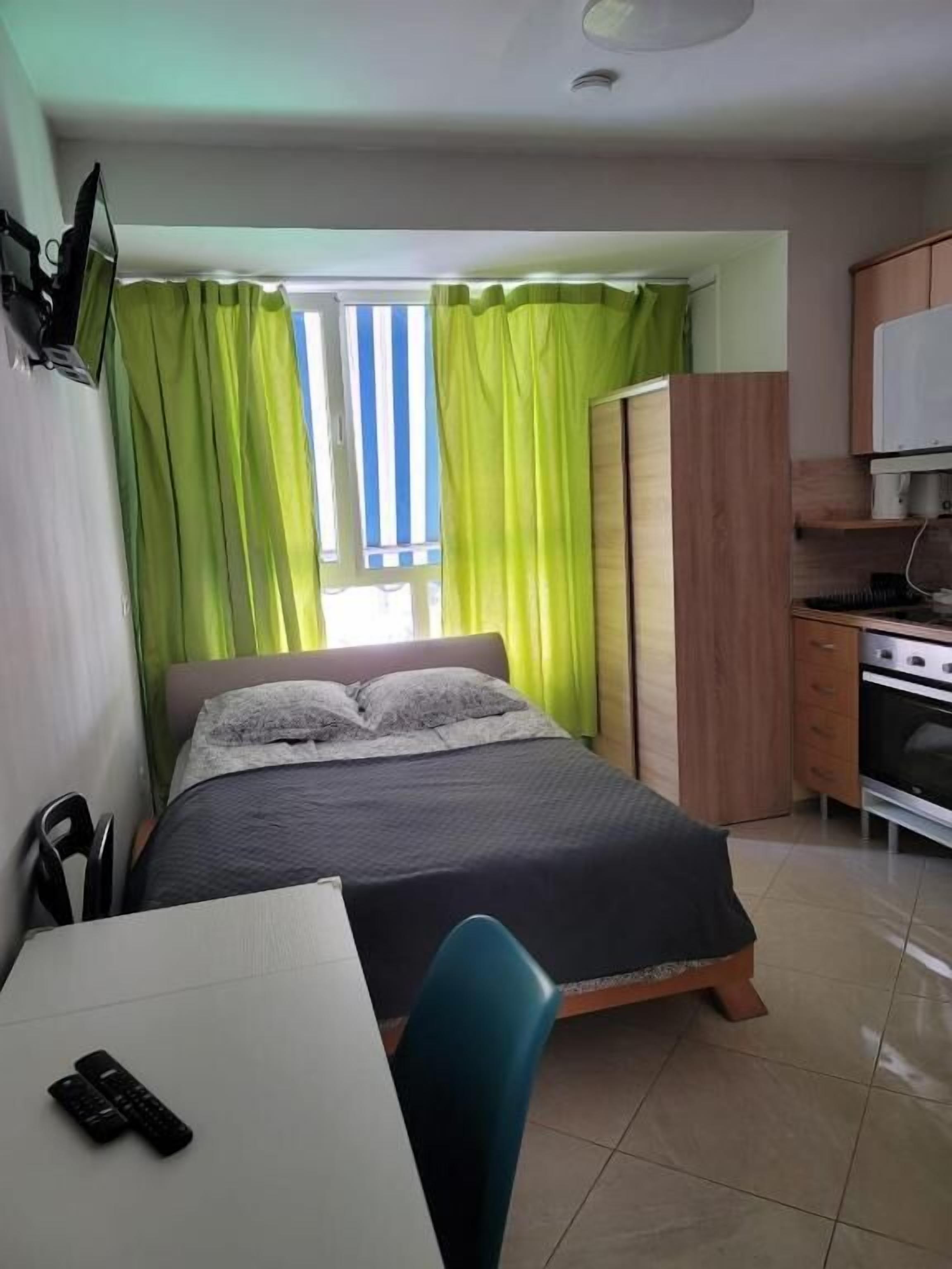 Basic Studio, 1 Double Bed, Non Smoking, City View