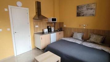 Habitacion No.1 | Bügeleisen/Bügelbrett, kostenloses WLAN