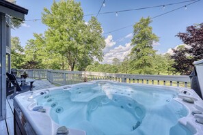 Bain à remous extérieur