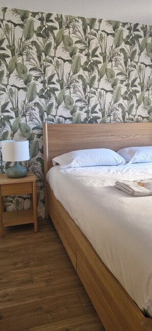 2 Schlafzimmer, Bügeleisen/Bügelbrett, WLAN, Bettwäsche