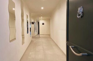 Interior - SubitoSanto Residence - Studio Apartment 5B Giotto-Basilica of St. Anthony (Padova)