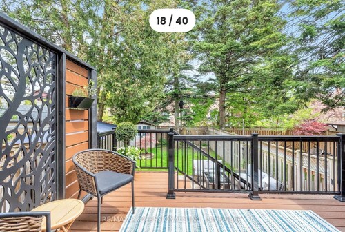 Charming, Family Friendly 3 bedroom House with Home Theatre near airport/transit