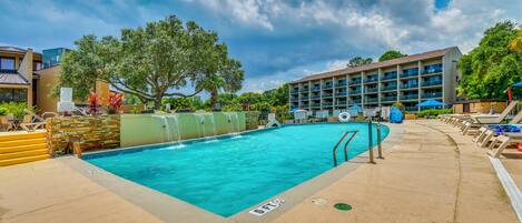 Apartment (2 Bedrooms) | Front of property