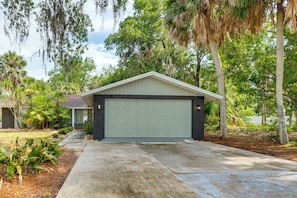 House (3 Bedrooms) | Interior - Home w/ Game Room Near Downtown New Port Richey (Port Richey)