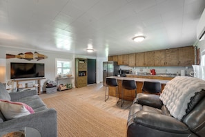 House (2 Bedrooms) | Interior - 'cast a Line Cabin' w/ Dock on Weiss Lake (Centre)