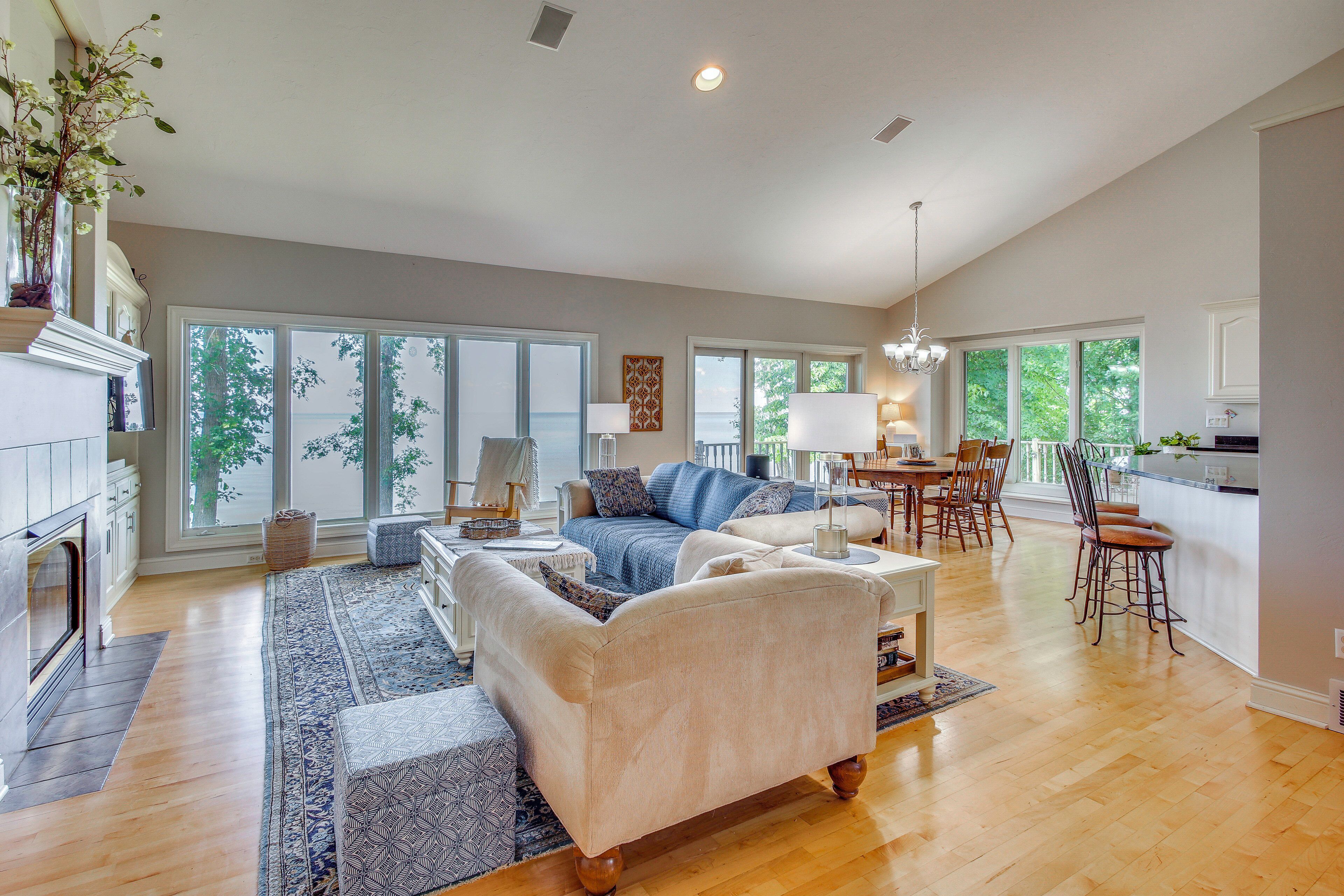House (4 Bedrooms) | Interior