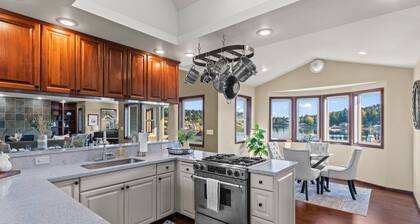 Heart of Gig Harbor View Home—New listing!