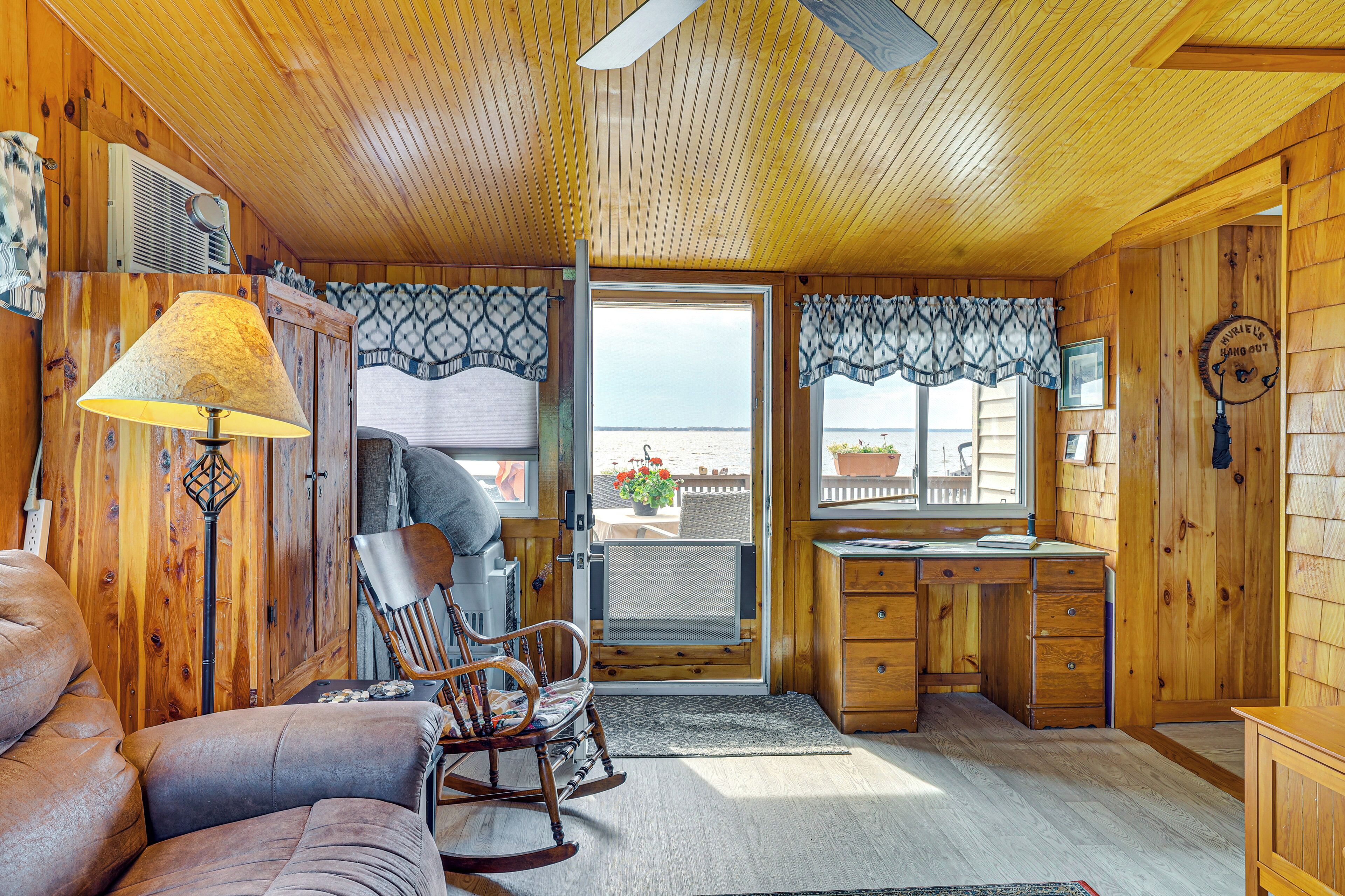 Cottage (2 Bedrooms) | Interior