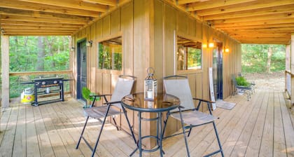 On-site Hiking & Fishing! 4-cabin Ozark Getaway