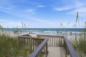 Am Strand, Liegestühle