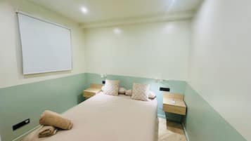 3 dormitorios, escritorio, wifi gratis y ropa de cama