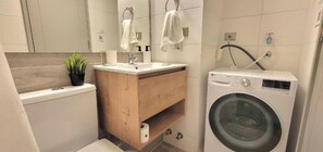 Apartment | Badezimmer