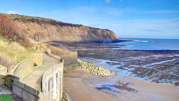 Unclassified image, 1 of 9, button - 1 Bed in Whitby (oc-r049) (Robin Hood's Bay)