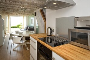 Microwave, oven, dishwasher, high chair - 2 Bed in Pwllheli (oc-glanab) (Abersoch)